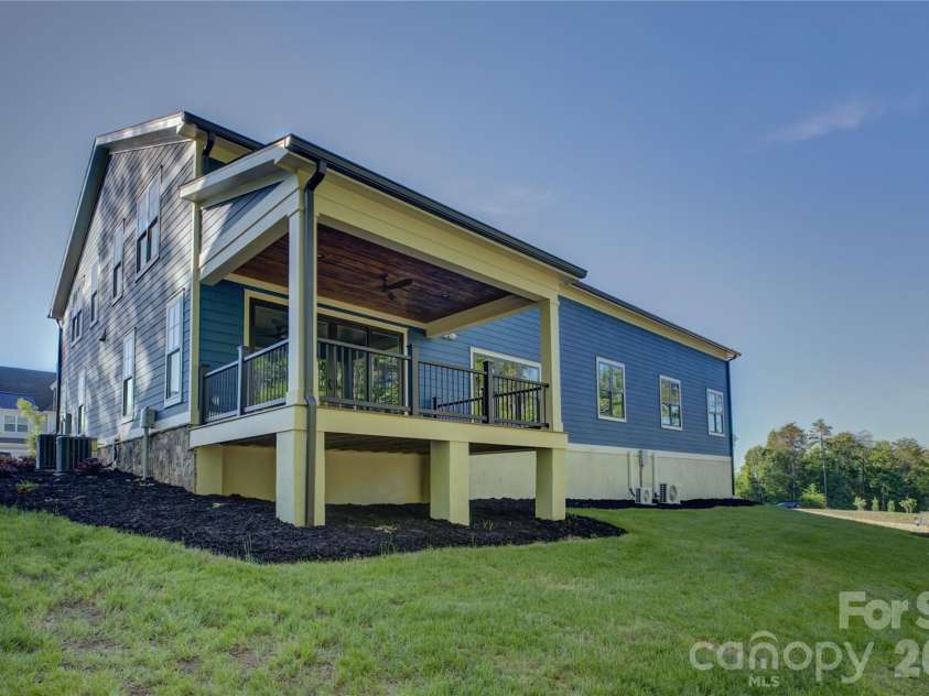 18210 Kalabash Road, Charlotte, NC 28278.  MLS# CAR4376040, YatesRealty ID 25129. 