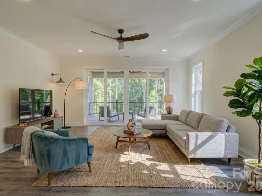 18210 Kalabash Road, Charlotte, NC 28278.  MLS# CAR4376040, YatesRealty ID 25129. Virtually staged living room