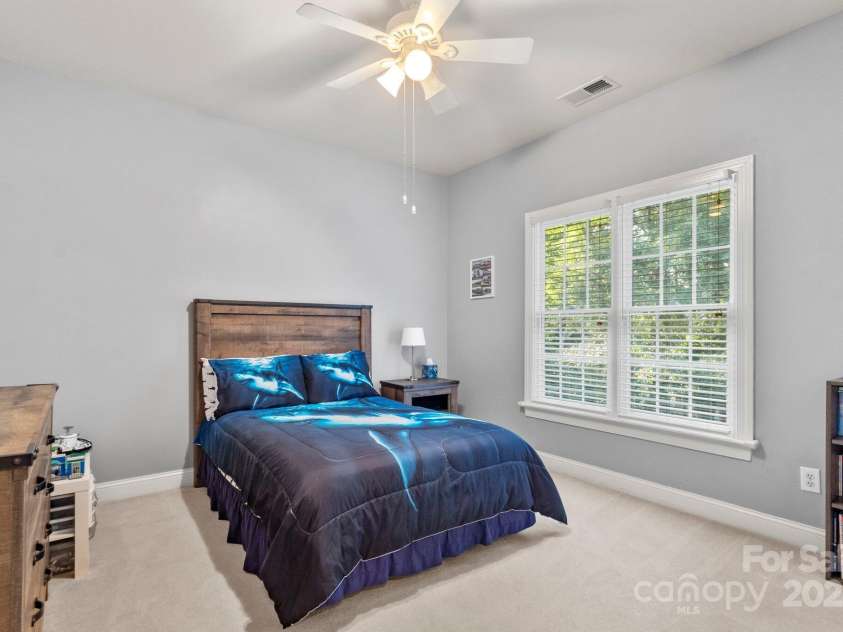 4389 Enchantment Cove Lane, Charlotte, NC 28216.  MLS# CAR4260476, YatesRealty ID 25130. 