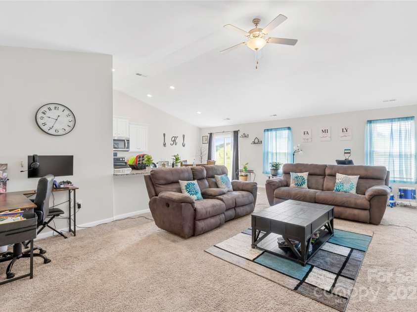 226 Caley Street, Kings Mountain, NC 28086.  MLS# CAR4278990, YatesRealty ID 25131. 