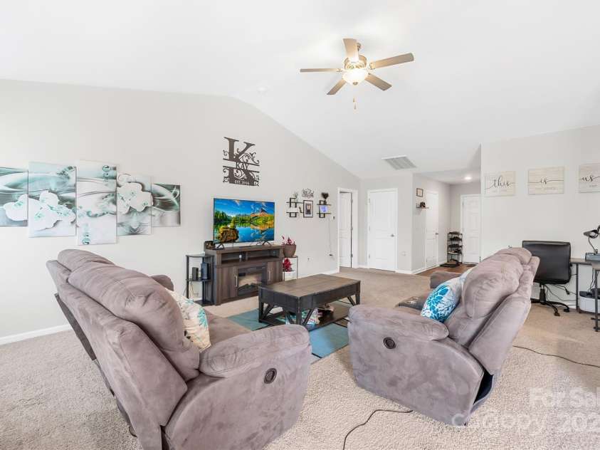 226 Caley Street, Kings Mountain, NC 28086.  MLS# CAR4278990, YatesRealty ID 25131. 