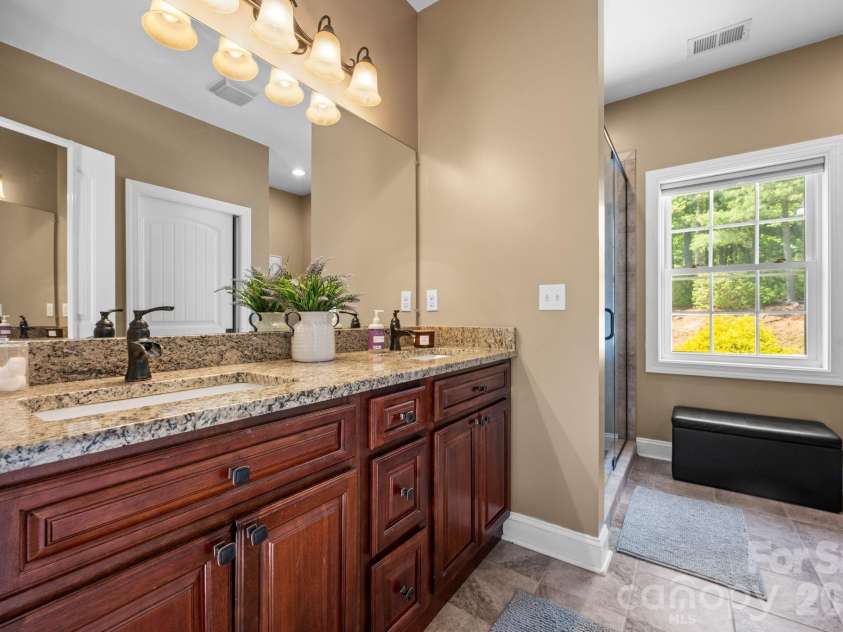 38 Beaus Valley Drive, Roaring Gap, NC 28668.  MLS# CAR4381335, YatesRealty ID 25133. 