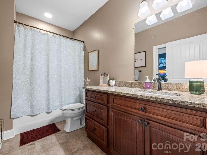 38 Beaus Valley Drive, Roaring Gap, NC 28668.  MLS# CAR4381335, YatesRealty ID 25133. 
