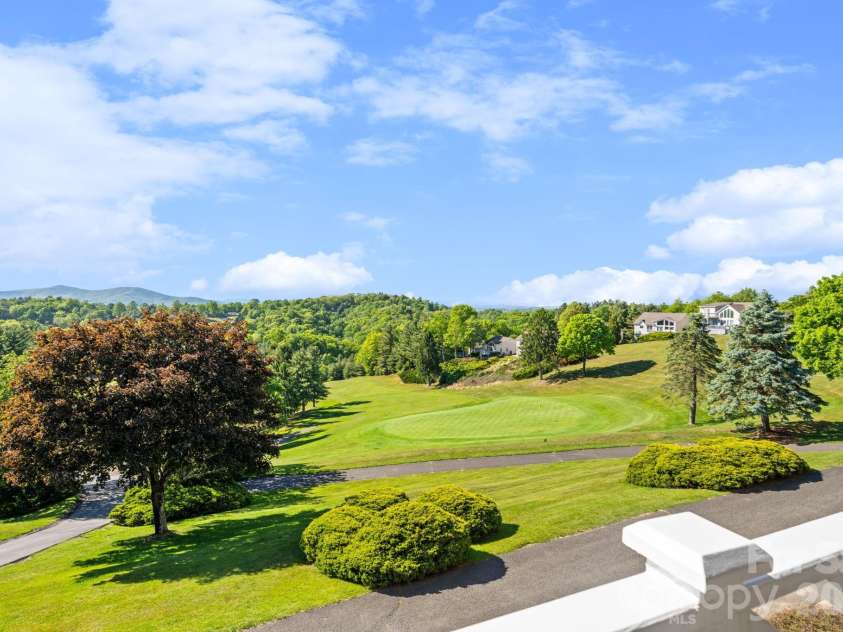 38 Beaus Valley Drive, Roaring Gap, NC 28668.  MLS# CAR4381335, YatesRealty ID 25133. 