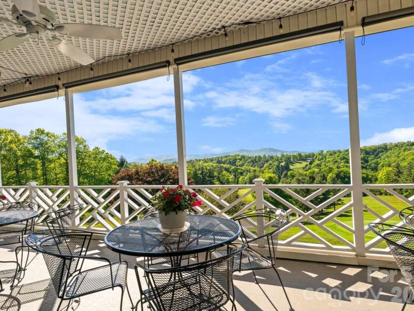 38 Beaus Valley Drive, Roaring Gap, NC 28668.  MLS# CAR4381335, YatesRealty ID 25133. 