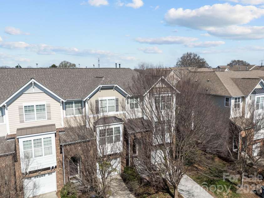 11156 Green Spring Drive, Huntersville, NC 28078.  MLS# CAR4353503, YatesRealty ID 25135. End Unit Townhome View (Right)