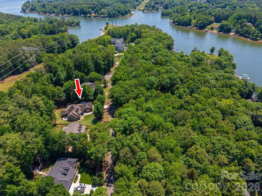 489 Evergreen Road, Lake Wylie, SC 29710.  MLS# CAR4383228, YatesRealty ID 25136. 