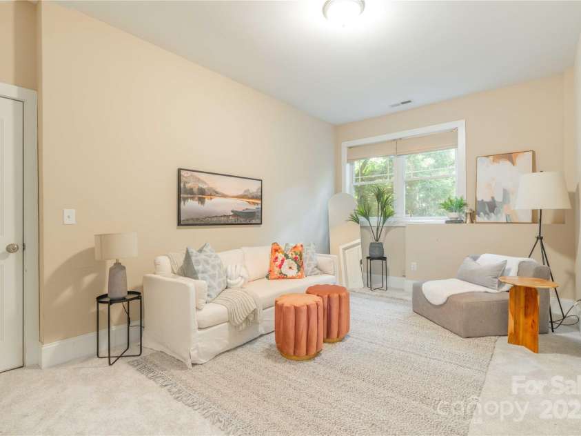 20 Cross Place, Asheville, NC 28801.  MLS# CAR4279844, YatesRealty ID 25137. Bonus room / Fourth bedroom in basement