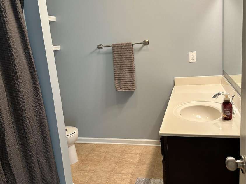 878 Summerlake Drive, Fort Mill, SC 29715.  MLS# CAR4318375, YatesRealty ID 2514. 