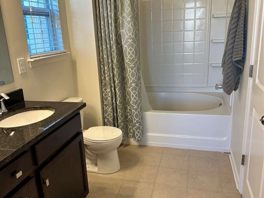 878 Summerlake Drive, Fort Mill, SC 29715.  MLS# CAR4318375, YatesRealty ID 2514. 