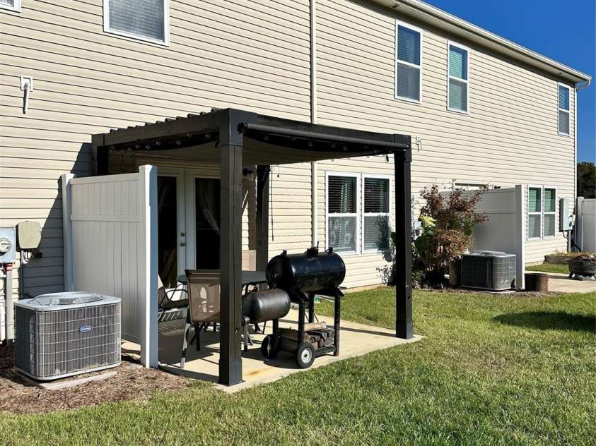 878 Summerlake Drive, Fort Mill, SC 29715.  MLS# CAR4318375, YatesRealty ID 2514. 