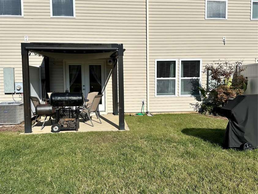 878 Summerlake Drive, Fort Mill, SC 29715.  MLS# CAR4318375, YatesRealty ID 2514. 