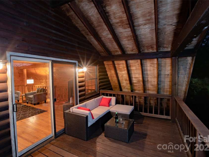 2311 Old Mountain Road, Mars Hill, NC 28754.  MLS# CAR4280251, YatesRealty ID 25140. 