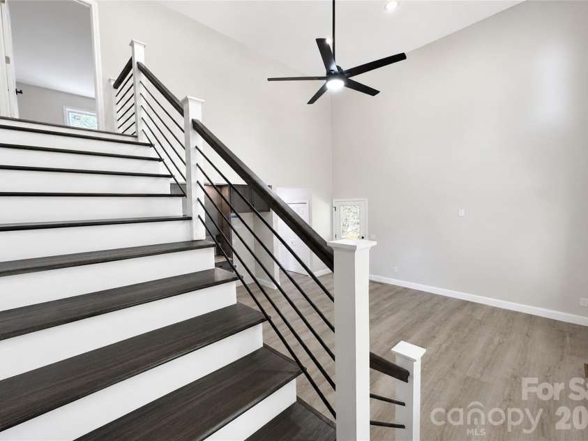 1135 Apple Lane, Granite Falls, NC 28630.  MLS# CAR4382438, YatesRealty ID 25141. 