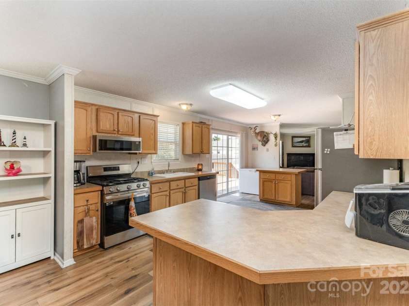 108 Welsh Street, Kershaw, SC 29067.  MLS# CAR4277713, YatesRealty ID 25142. 