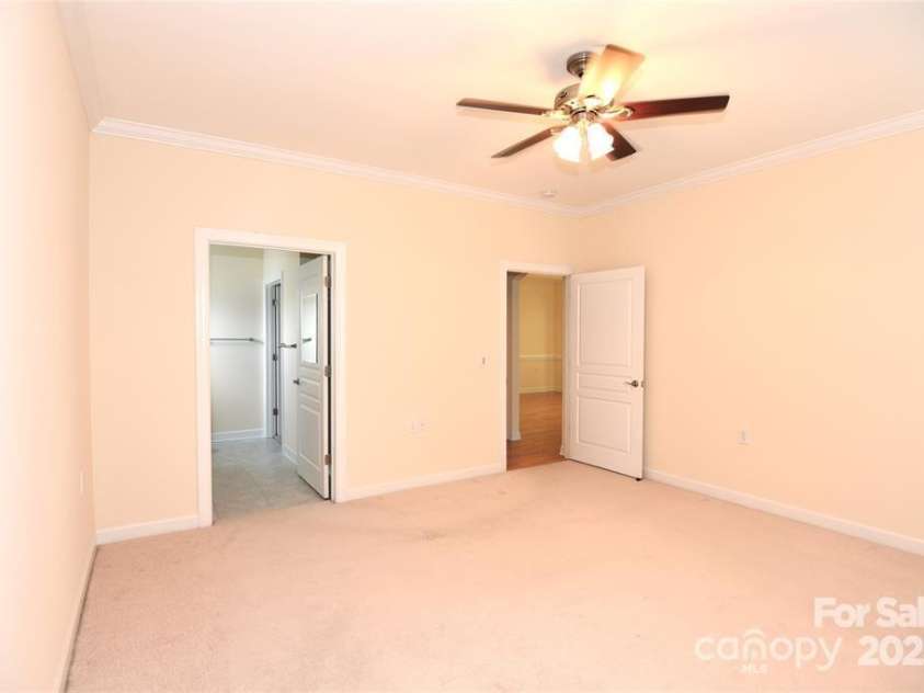 415 Garner Drive, Salisbury, NC 28146.  MLS# CAR4280387, YatesRealty ID 25144. 