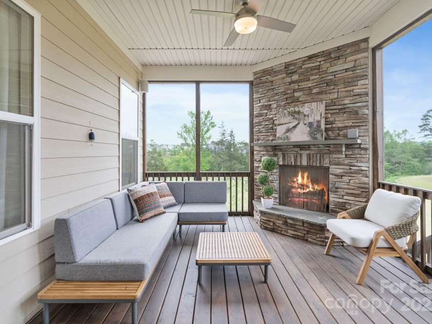 14218 Morningate Street, Huntersville, NC 28078.  MLS# CAR4280388, YatesRealty ID 25146. 