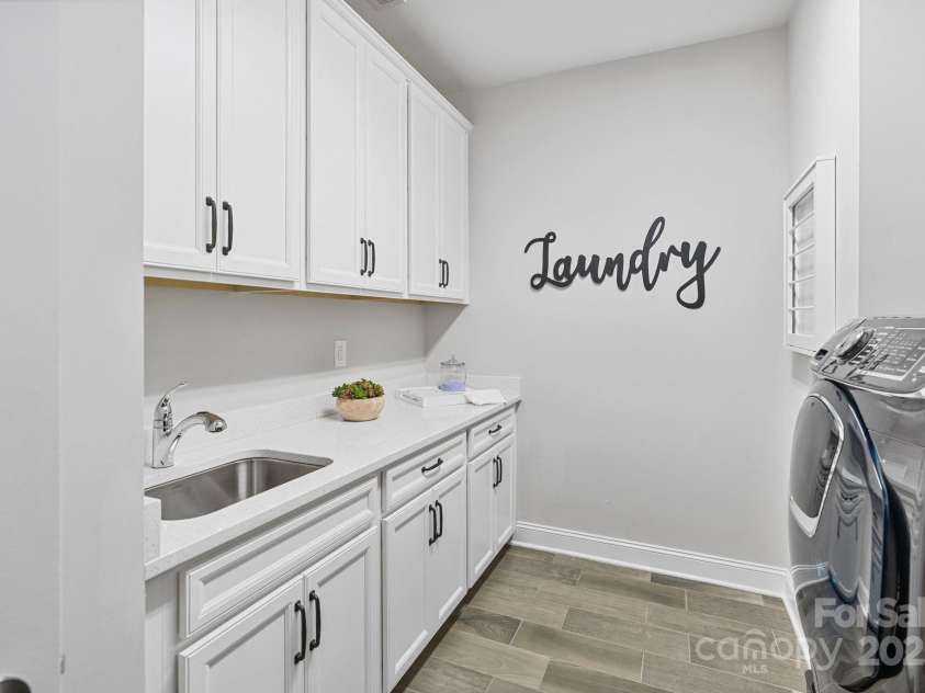 14218 Morningate Street, Huntersville, NC 28078.  MLS# CAR4280388, YatesRealty ID 25146. 