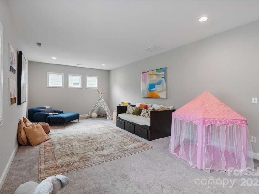 14218 Morningate Street, Huntersville, NC 28078.  MLS# CAR4280388, YatesRealty ID 25146. 