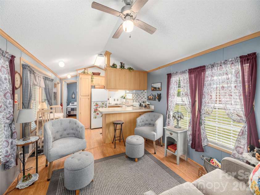 4 Levi Drive, Maggie Valley, NC 28751.  MLS# CAR4383759, YatesRealty ID 25146. 