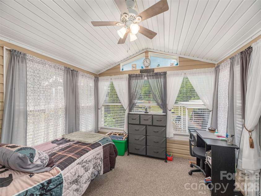 4 Levi Drive, Maggie Valley, NC 28751.  MLS# CAR4383759, YatesRealty ID 25146. 