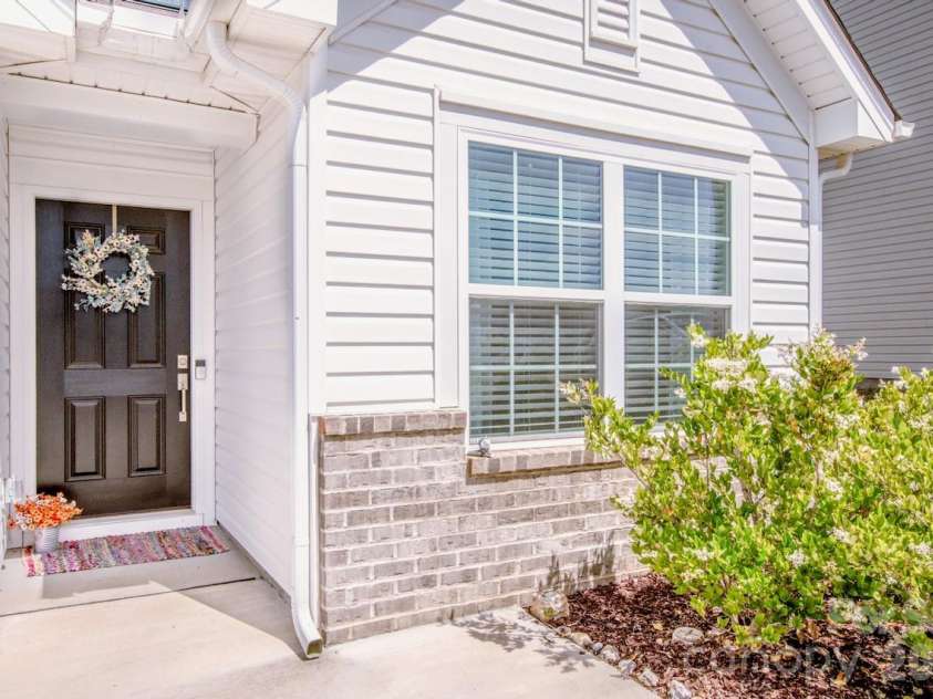 2742 Legacy Ridge Lane, Catawba, NC 28609.  MLS# CAR4382465, YatesRealty ID 25147. 