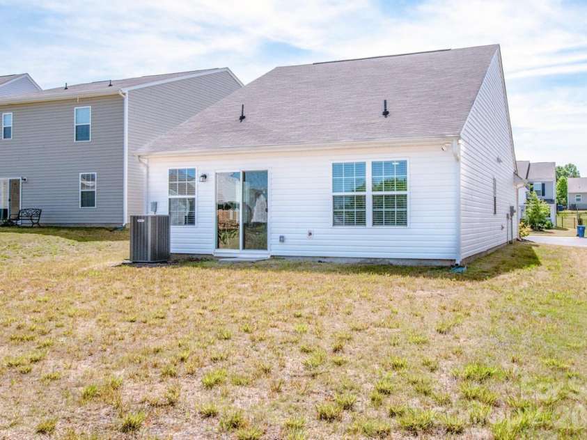 2742 Legacy Ridge Lane, Catawba, NC 28609.  MLS# CAR4382465, YatesRealty ID 25147. 