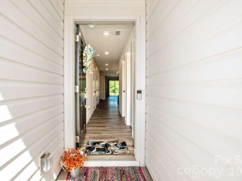 2742 Legacy Ridge Lane, Catawba, NC 28609.  MLS# CAR4382465, YatesRealty ID 25147. 