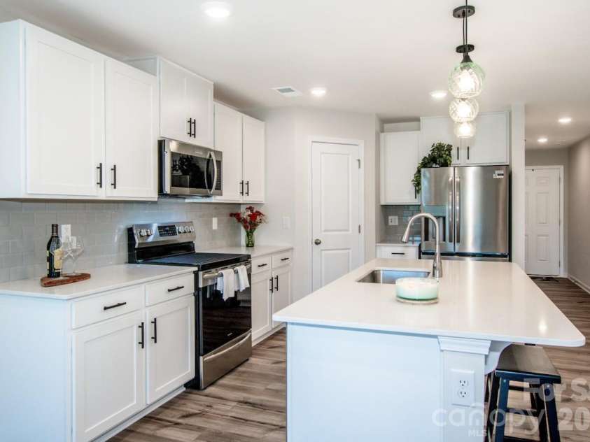 2742 Legacy Ridge Lane, Catawba, NC 28609.  MLS# CAR4382465, YatesRealty ID 25147. 