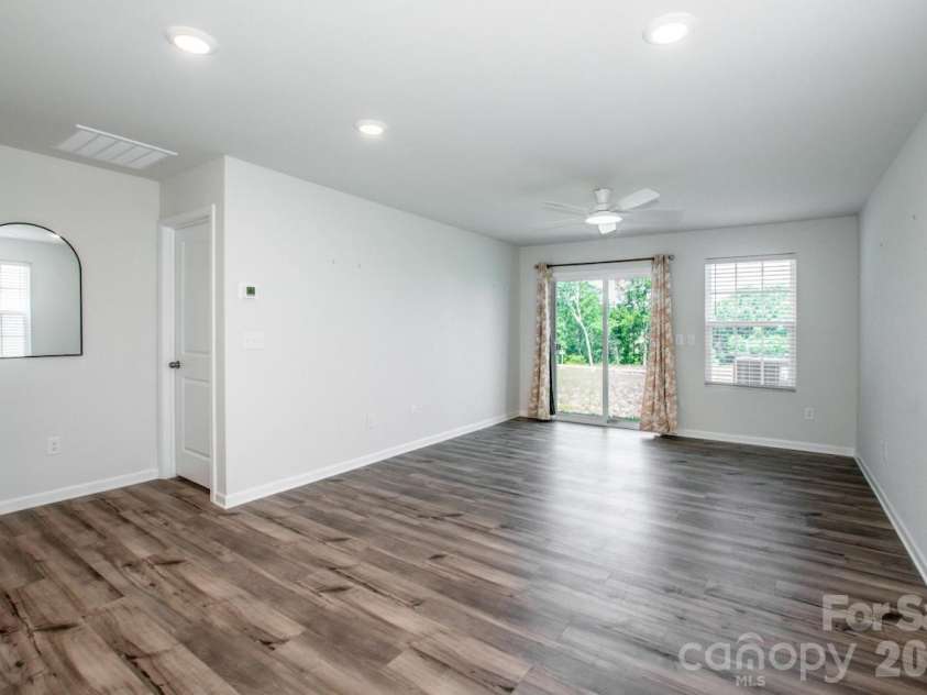 2742 Legacy Ridge Lane, Catawba, NC 28609.  MLS# CAR4382465, YatesRealty ID 25147. 