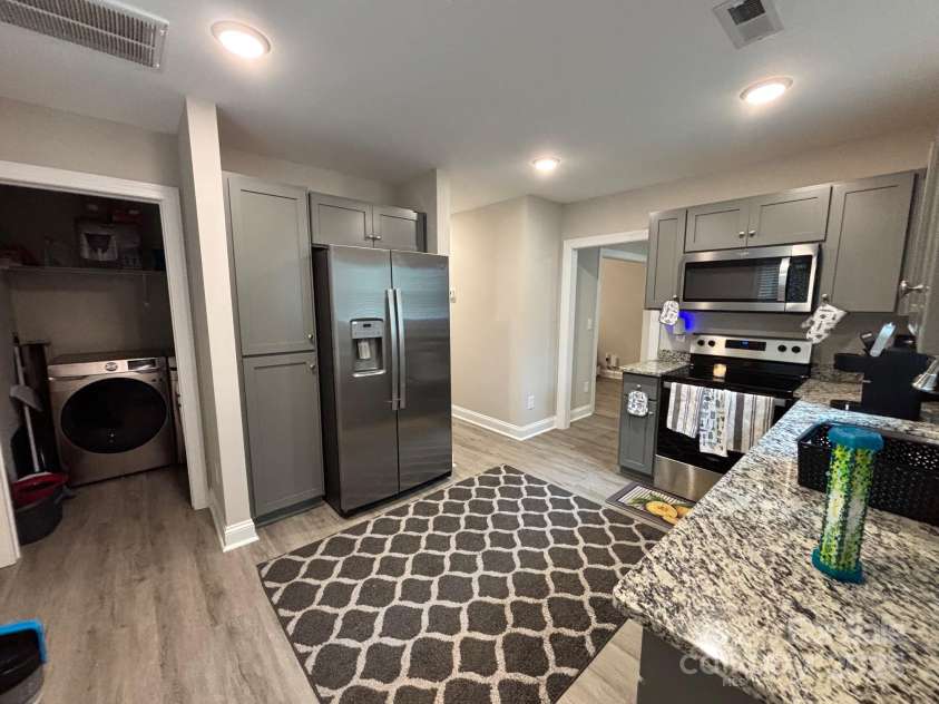 408 22nd Street, Kannapolis, NC 28083.  MLS# CAR4280401, YatesRealty ID 25147. 