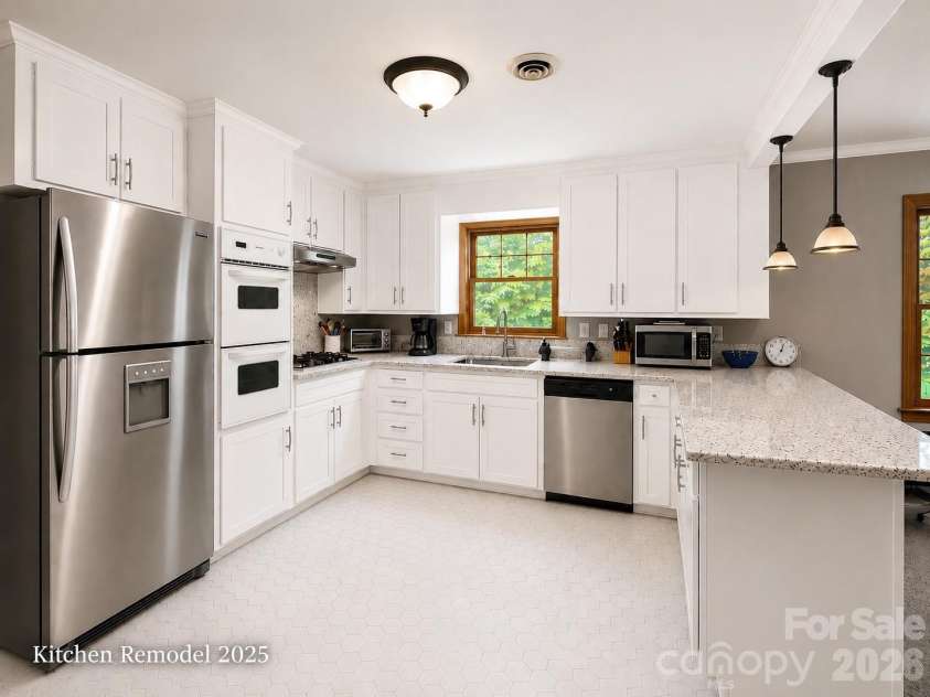 1702 Wildwood Road, Gastonia, NC 28052.  MLS# CAR4385140, YatesRealty ID 25148. 