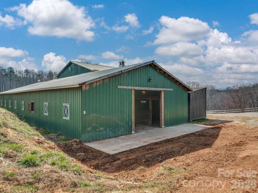 1487 Hayes Road, Columbus, NC 28722.  MLS# CAR4351832, YatesRealty ID 2515. 