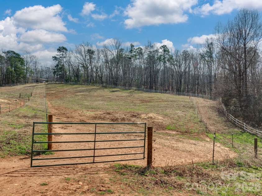 1487 Hayes Road, Columbus, NC 28722.  MLS# CAR4351832, YatesRealty ID 2515. 