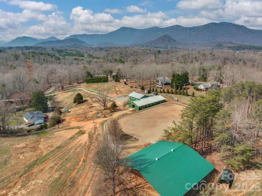 1487 Hayes Road, Columbus, NC 28722.  MLS# CAR4351832, YatesRealty ID 2515. 