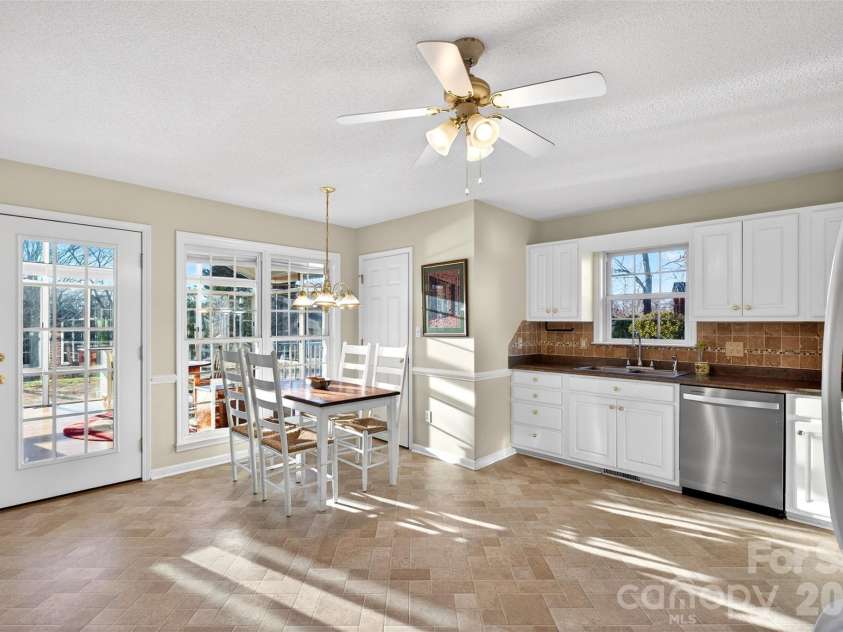 834 Indian Trail Run, Inman, SC 29349.  MLS# CAR4335354, YatesRealty ID 2515. 