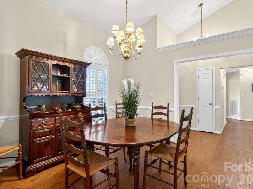 834 Indian Trail Run, Inman, SC 29349.  MLS# CAR4335354, YatesRealty ID 2515. 