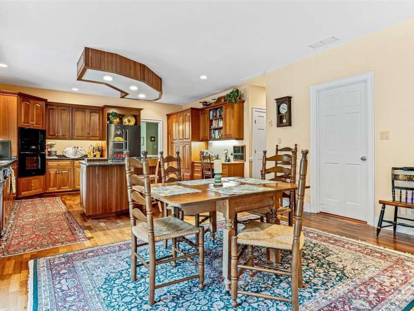 842 Rickel Drive, Hendersonville, NC 28739.  MLS# CAR4273464, YatesRealty ID 25150. 