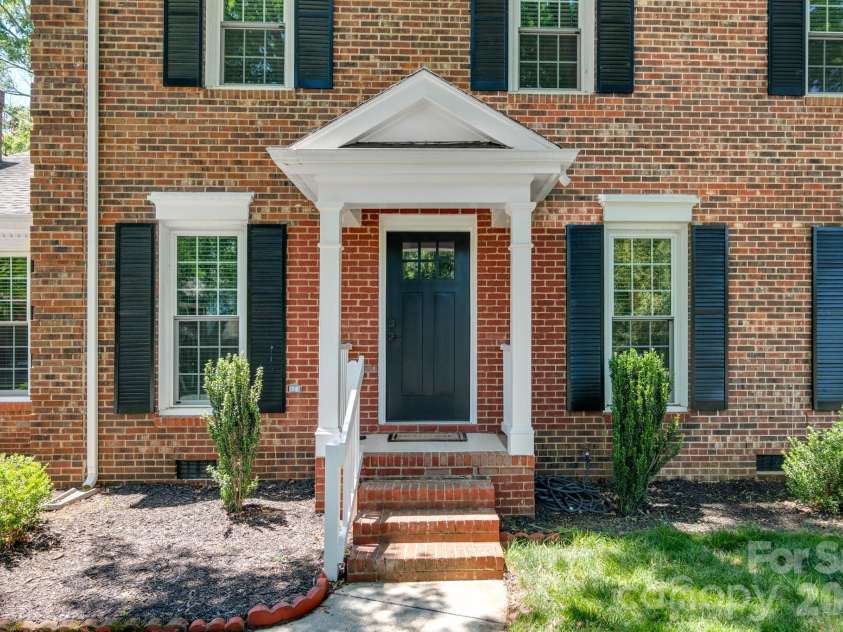 9918 Ridgemore Drive, Charlotte, NC 28277.  MLS# CAR4350332, YatesRealty ID 25152. 