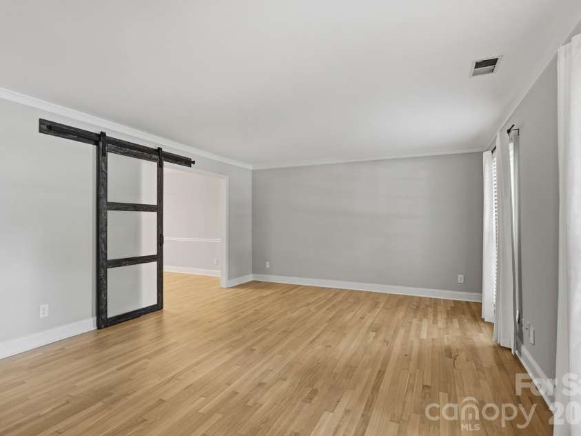 9918 Ridgemore Drive, Charlotte, NC 28277.  MLS# CAR4350332, YatesRealty ID 25152. 