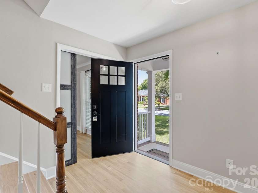 9918 Ridgemore Drive, Charlotte, NC 28277.  MLS# CAR4350332, YatesRealty ID 25152. 