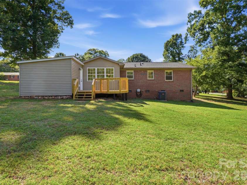 1903 Robyn Avenue, Shelby, NC 28152.  MLS# CAR4380582, YatesRealty ID 25153. 