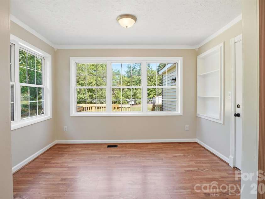 1903 Robyn Avenue, Shelby, NC 28152.  MLS# CAR4380582, YatesRealty ID 25153. 