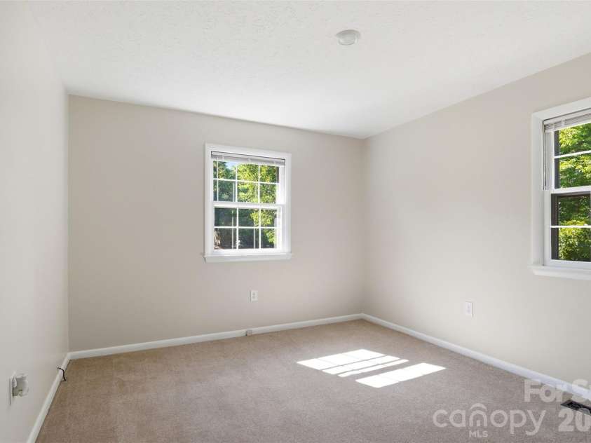 1903 Robyn Avenue, Shelby, NC 28152.  MLS# CAR4380582, YatesRealty ID 25153. 