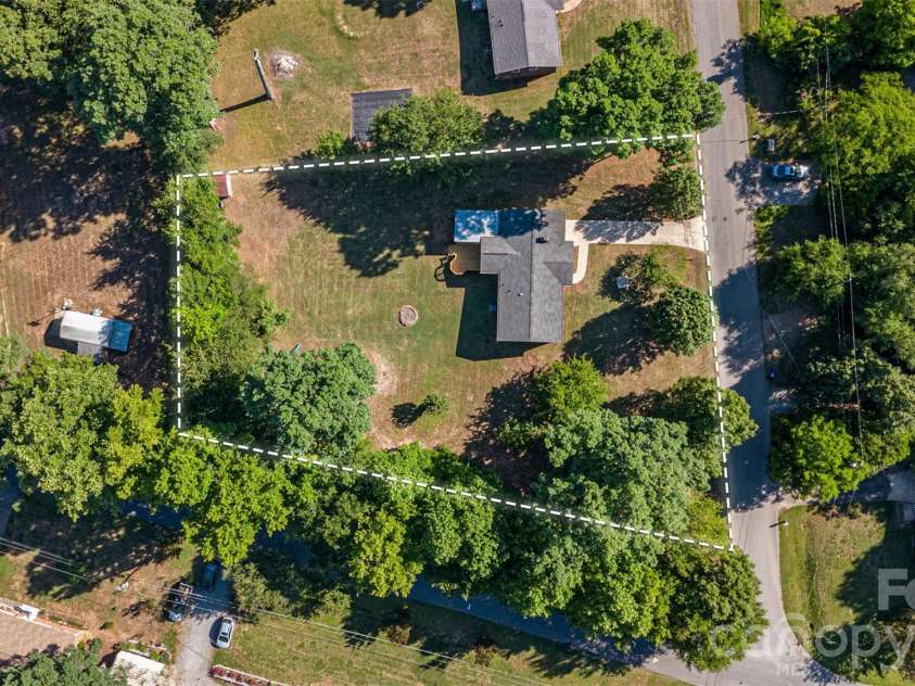 1903 Robyn Avenue, Shelby, NC 28152.  MLS# CAR4380582, YatesRealty ID 25153. 
