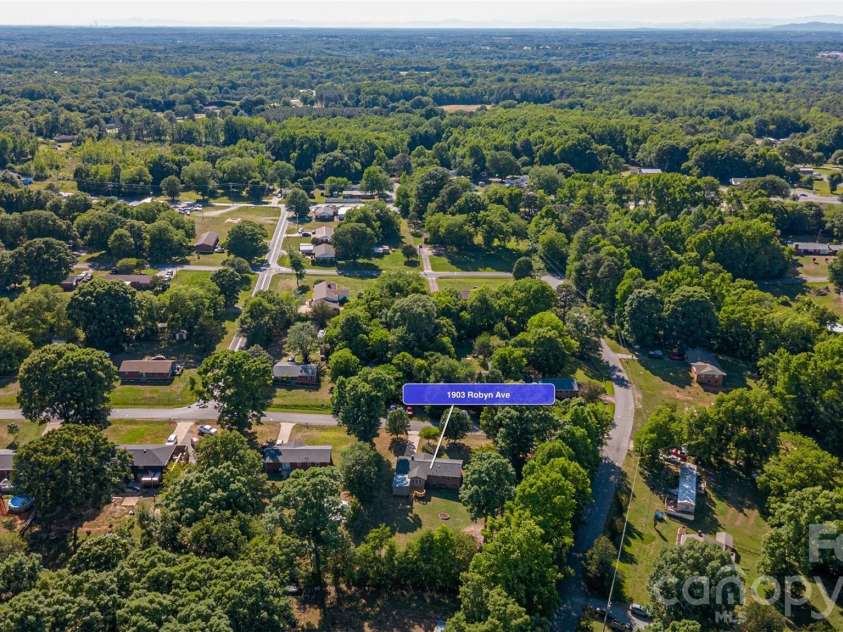 1903 Robyn Avenue, Shelby, NC 28152.  MLS# CAR4380582, YatesRealty ID 25153. 