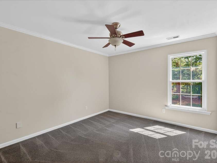 607 Birchwood Drive, Waxhaw, NC 28173.  MLS# CAR4383614, YatesRealty ID 25154. 
