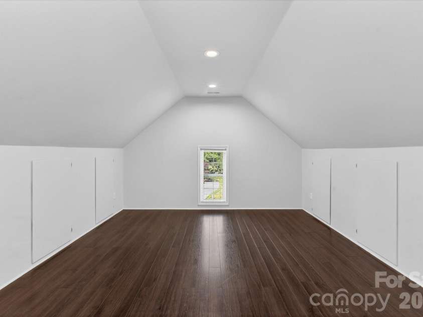 607 Birchwood Drive, Waxhaw, NC 28173.  MLS# CAR4383614, YatesRealty ID 25154. 