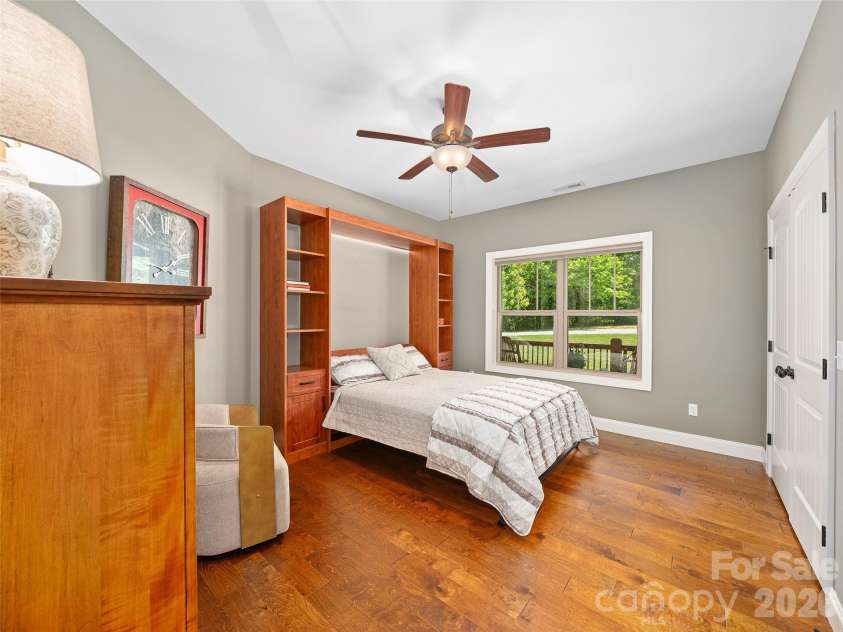 58 Sunny Morning Court, Hendersonville, NC 28792.  MLS# CAR4384357, YatesRealty ID 25156. 