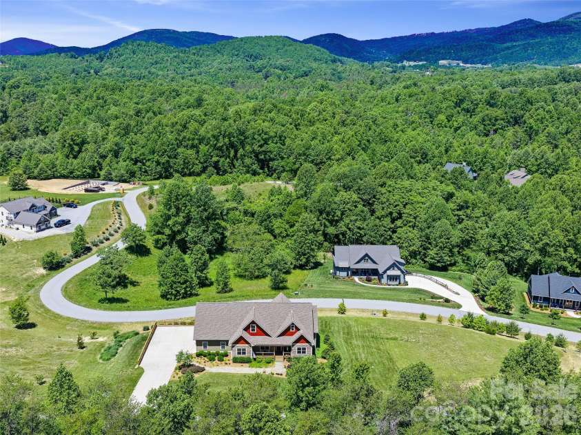 58 Sunny Morning Court, Hendersonville, NC 28792.  MLS# CAR4384357, YatesRealty ID 25156. 